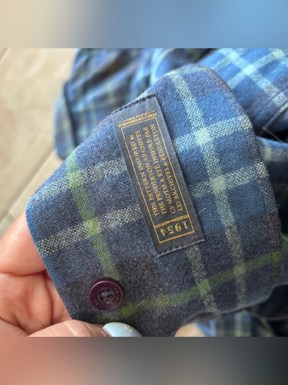 Pendleton The Original Board Shirt Mens L Blue Plaid Wool Flannel Button-Up - Picture 7 of 7